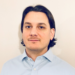 C+C_James Hollins_Headshot, 260 x 260